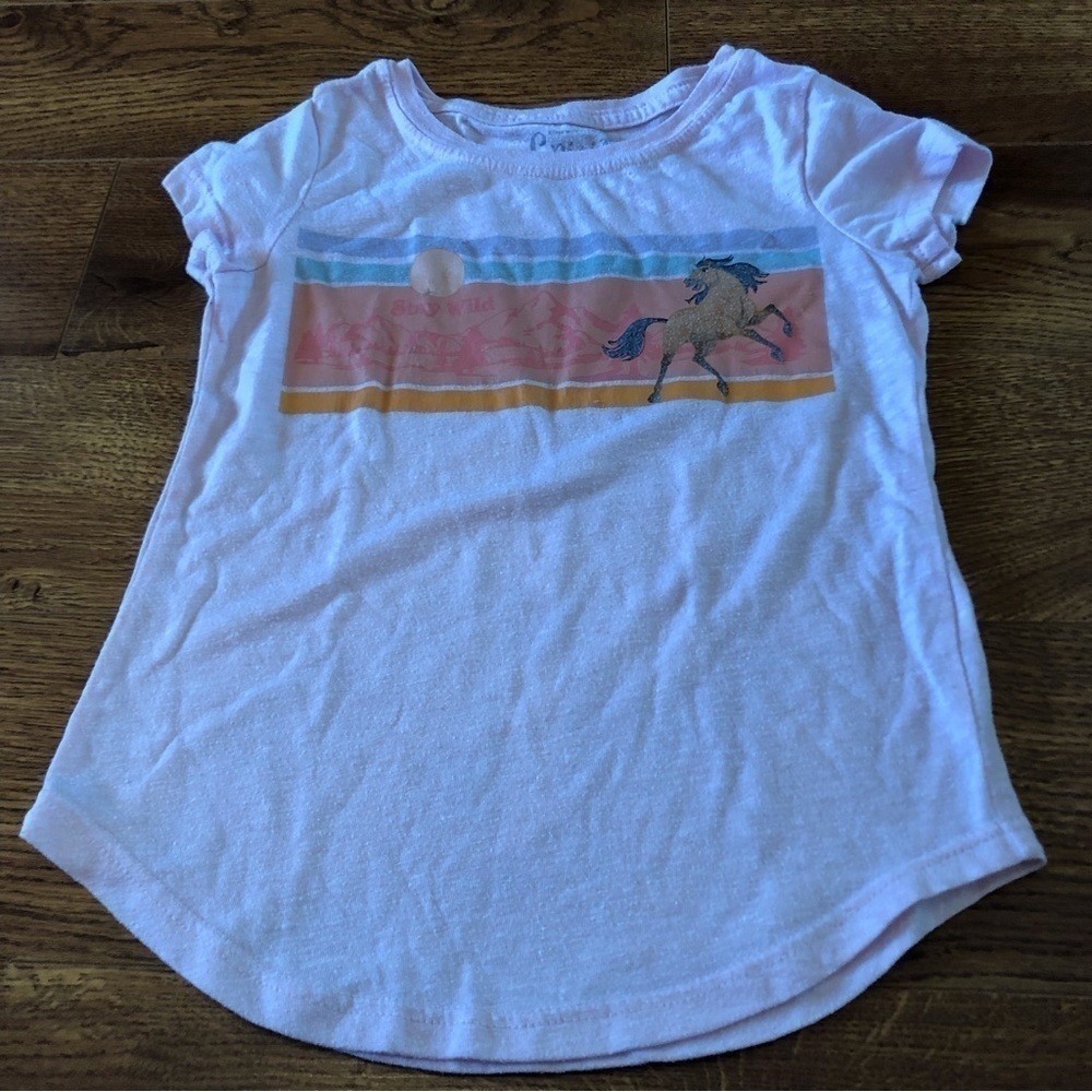 Spirit Pink Short sleeve graphic tee in size S (6/6x)